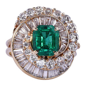 1.47 Carat Emerald Ring with Diamonds